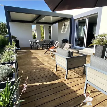 Villa Elias, Pour Sejours Familiaux : Spacieuse, Moderne *